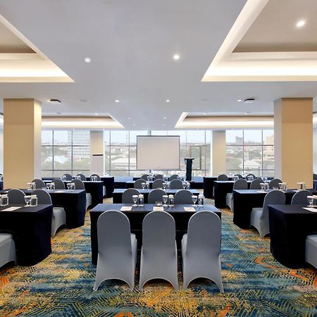 Aston Inn Pantai Losari Makasar Exteriér fotografie