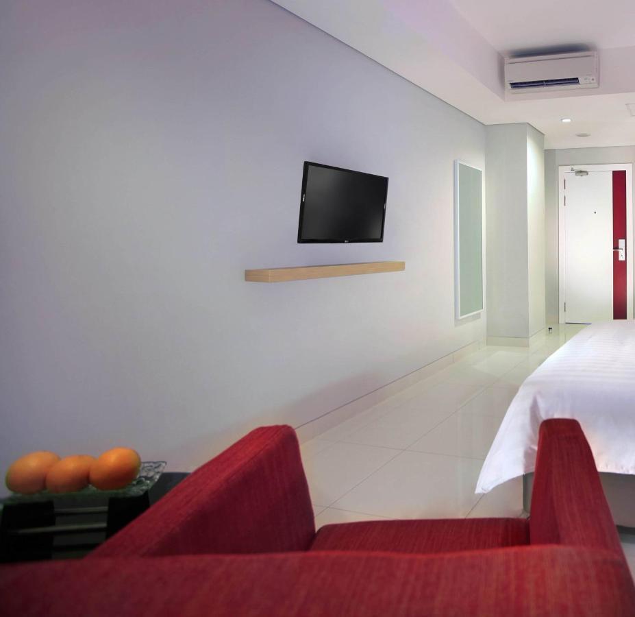 Aston Inn Pantai Losari Makasar Exteriér fotografie